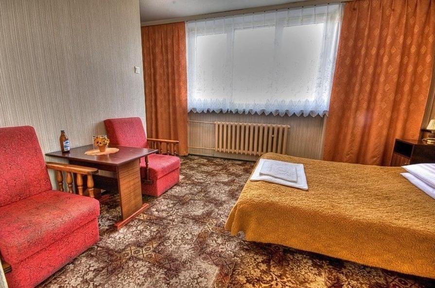 Karet Obiekt Hotelowy Skoczów Kamer foto